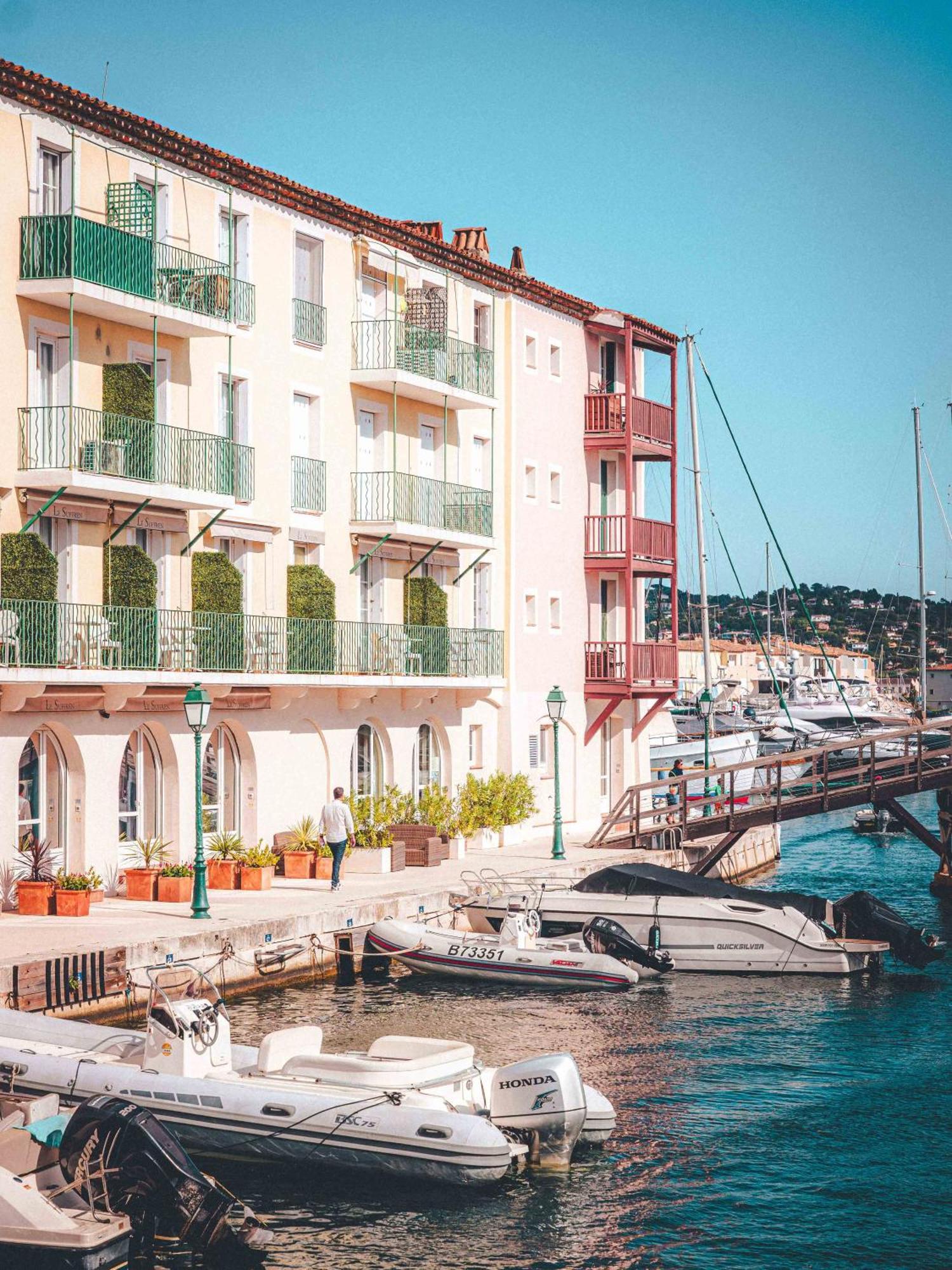 Le Suffren Hôtel Grimaud Exterior foto