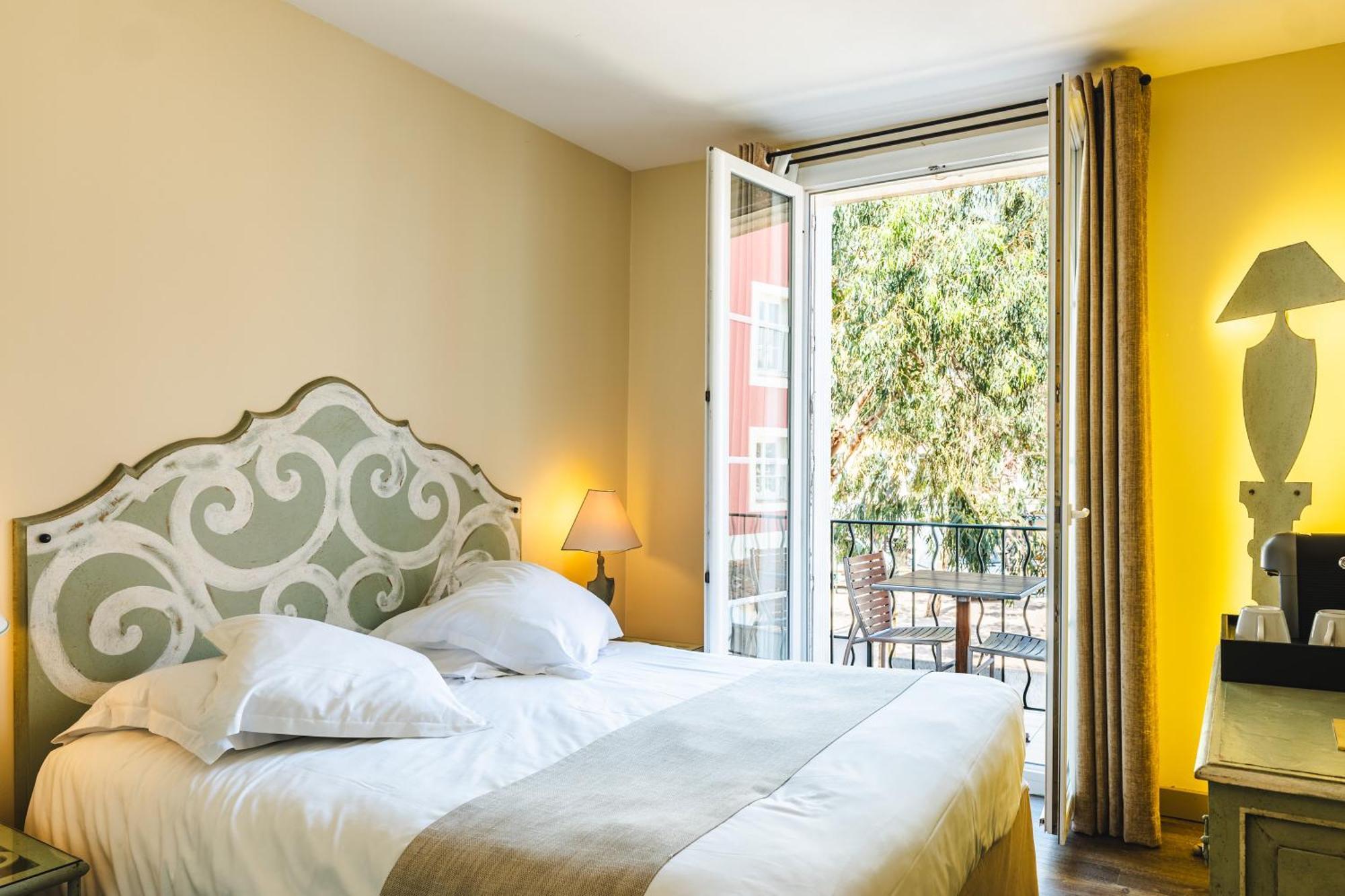 Le Suffren Hôtel Grimaud Exterior foto