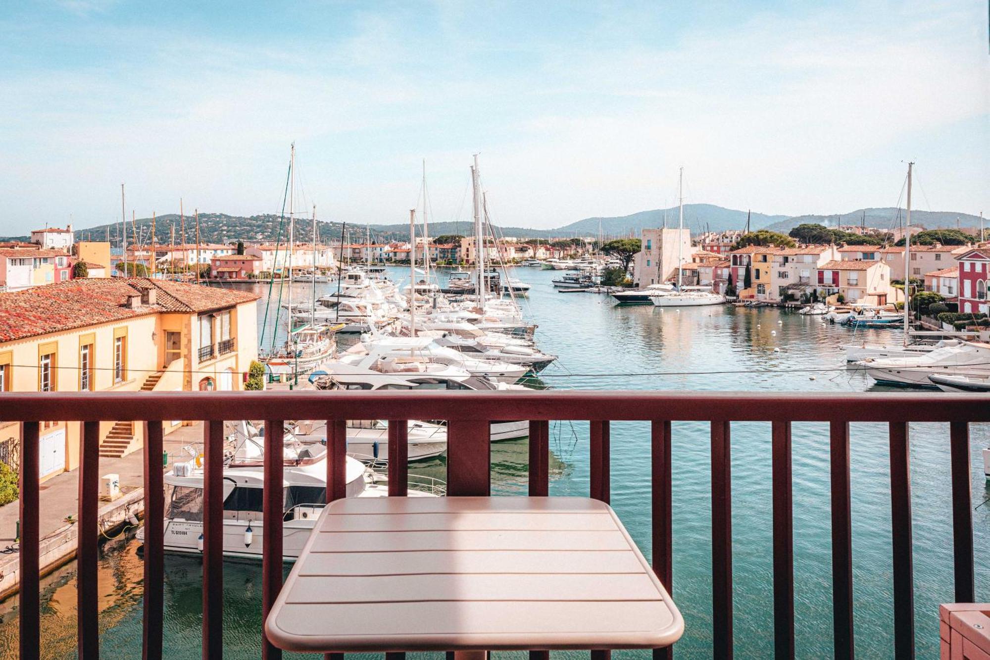 Le Suffren Hôtel Grimaud Exterior foto