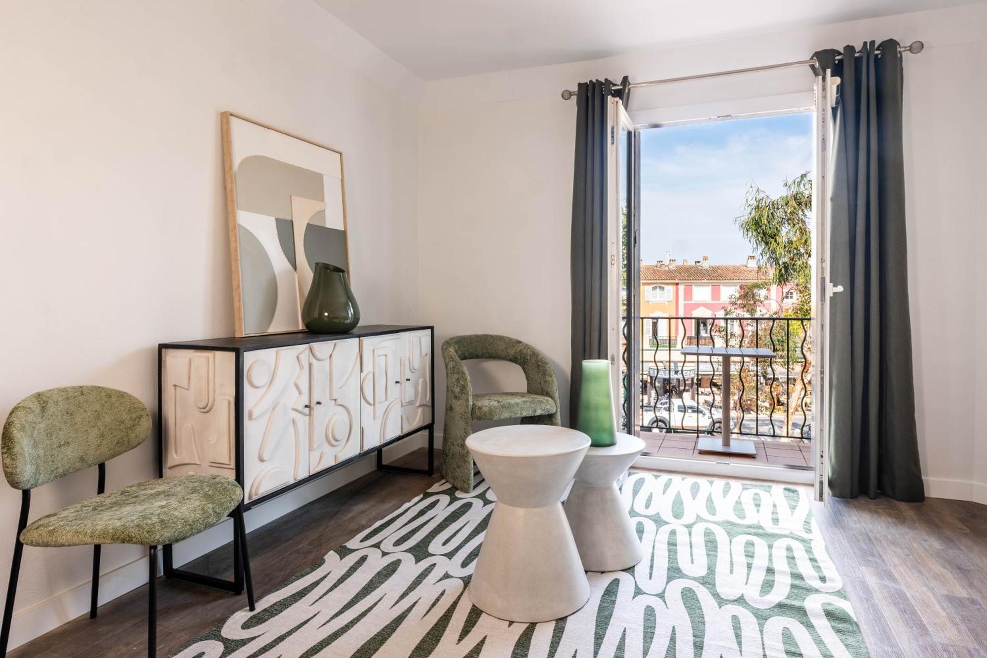 Le Suffren Hôtel Grimaud Exterior foto